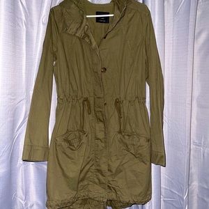 Long green rain jacket by the brand Love Tree in a size Large